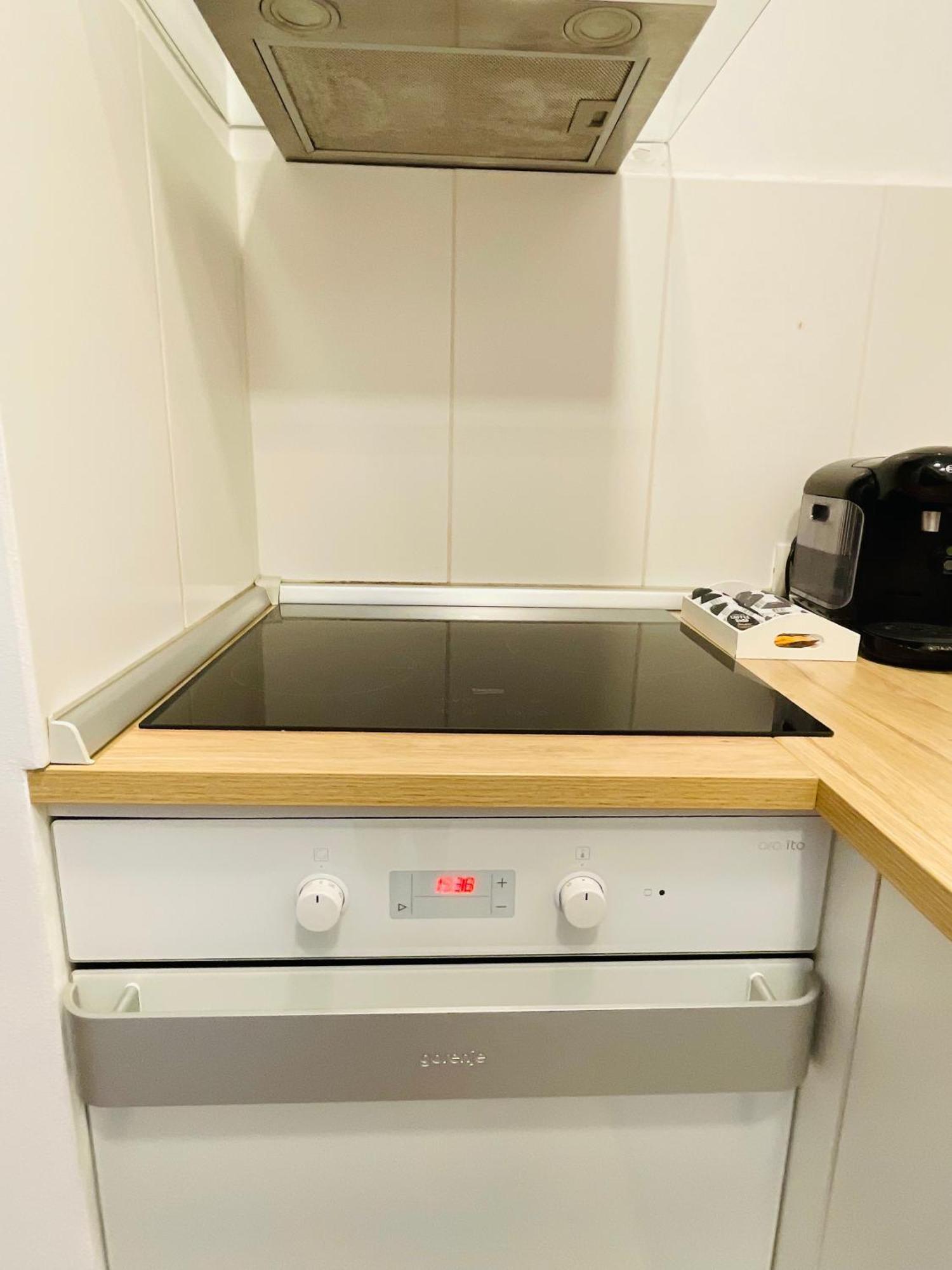 Urbank - Self Check-in Timişoara